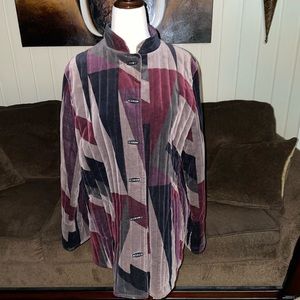 Sun’ N Sand • Vintage • Medium • Burgundy/Beige/Black • Geometric • Velvet •Coat